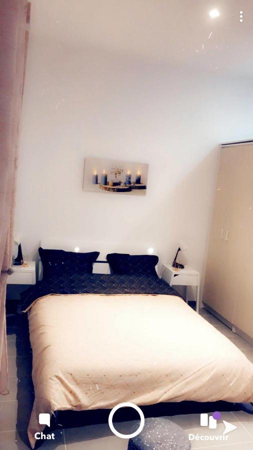 Eyssam D'Or Apartment Дижон Екстериор снимка